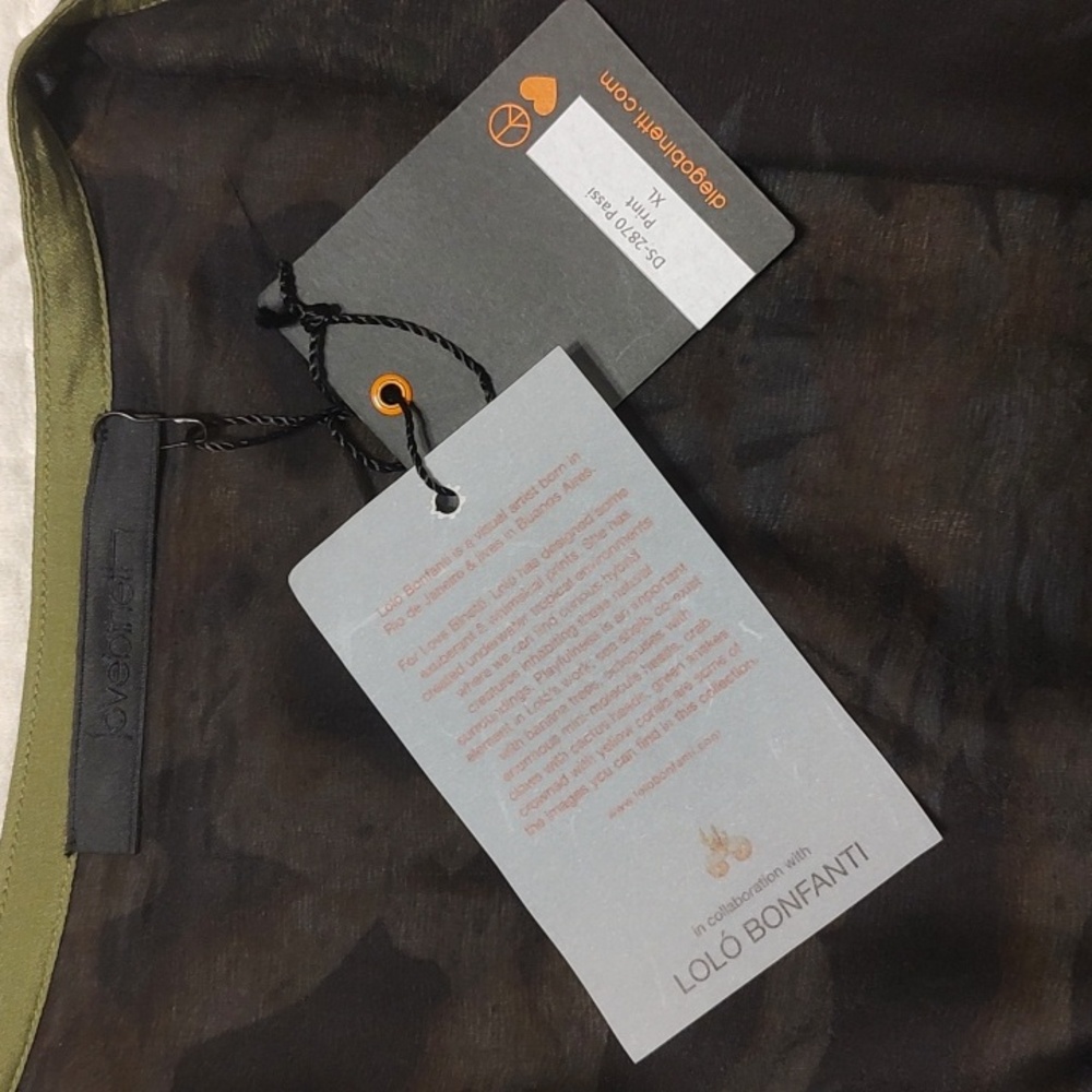 Love Benetti silk NWT - Picture 5 of 12